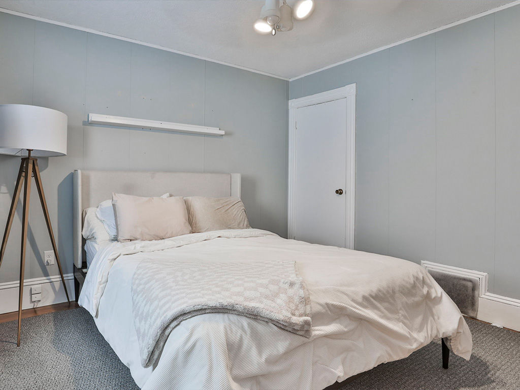 20 Jackson Ave, Everett, MA 02149